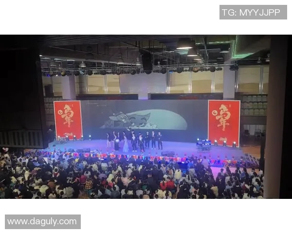 武汉街舞队与广州街舞队赛后复盘团队协作的精彩瞬间与经验分享