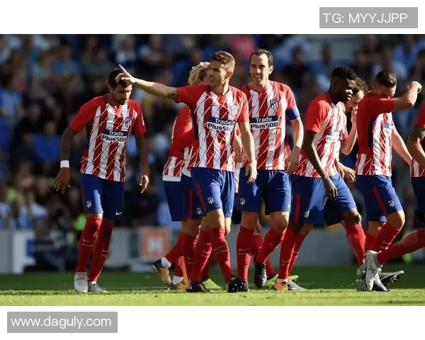 华伦西亚迎战皇家社会争夺西甲积分榜关键战役的胜利与荣耀