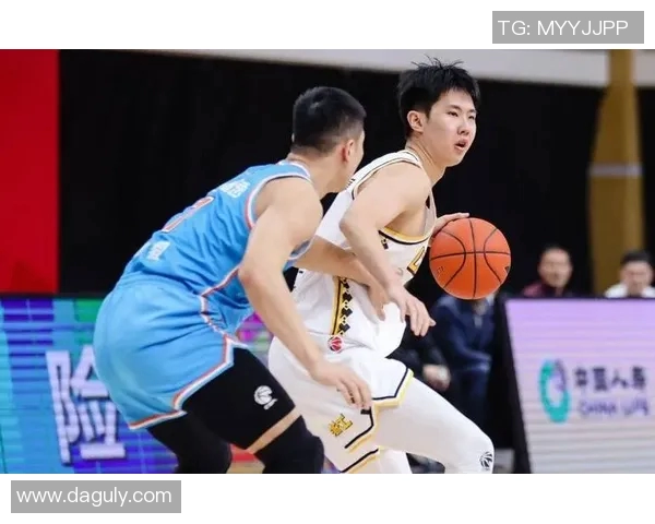 山西对阵山东男篮精彩直播全程回顾与赛后分析 山西对阵山东男篮精彩直播全程回顾与赛后分析