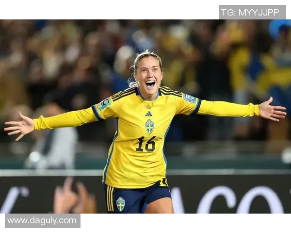 日本女足与荷兰女足激战正酣谁将赢得这场巅峰对决