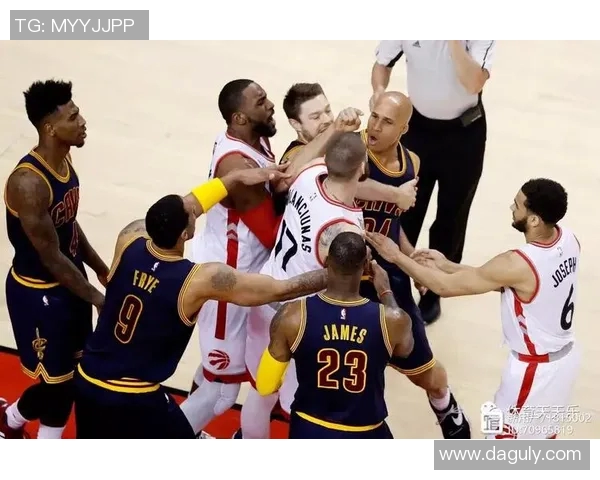 猛龙与勇士比赛得分对比分析及其影响因素探讨