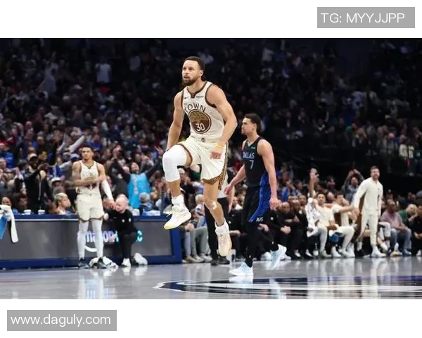 独行侠与勇士的巅峰对决央视直播精彩瞬间回顾与分析