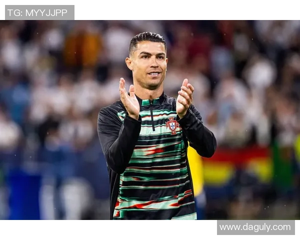 若因维利与圣保罗的激烈对决展现足球魅力与团队精神的巅峰之战