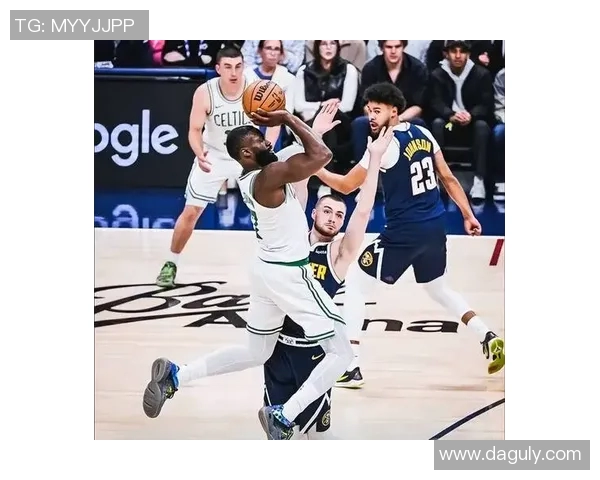 蓝光雷霆对决凯尔特人精彩赛事回顾与分析