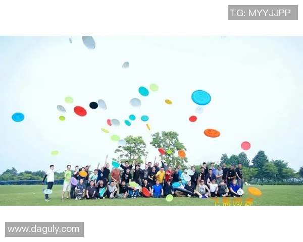 重庆飞盘队的边路渗透战术解析与飞盘运动的深度探讨