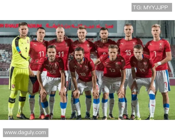 韩国足球迎战摩尔多瓦队期待精彩对决展现实力与风采 韩国足球迎战摩尔多瓦队期待精彩对决展现实力与风采