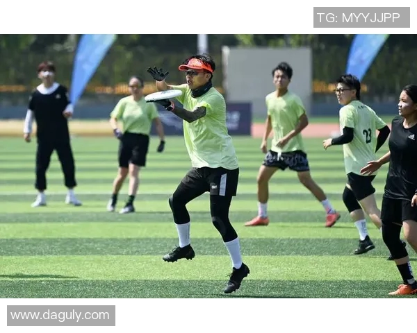 飞盘战术揭秘:西安飞盘队如何运用边路渗透提升比赛胜率 飞盘战术揭秘:西安飞盘队如何运用边路渗透提升比赛胜率