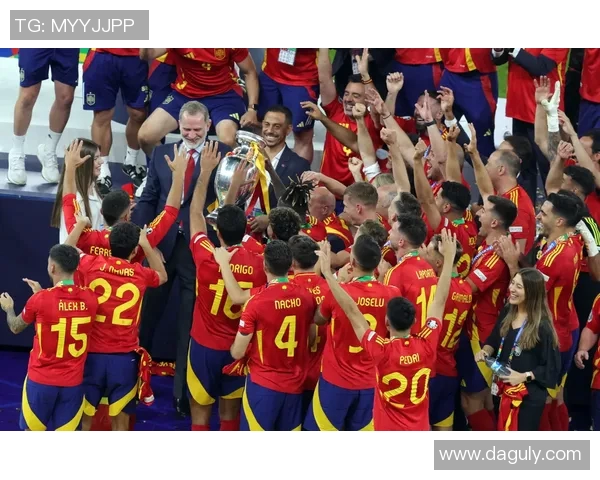 2016年欧洲杯决赛回顾意大利与西班牙的经典对决与战术较量