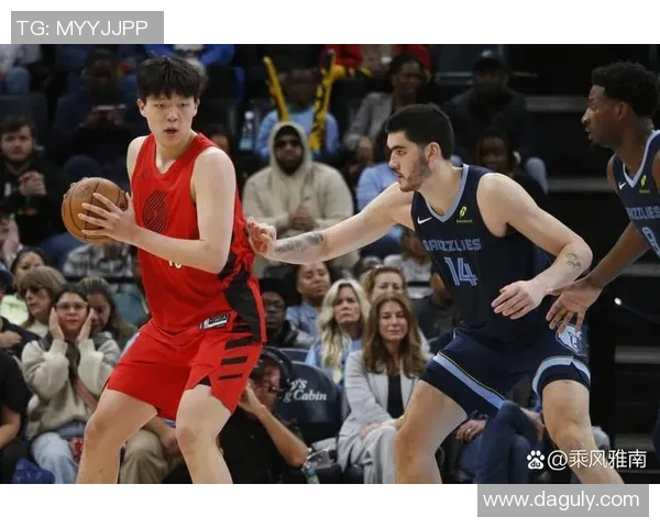 2019年猛龙与开拓者激战回顾：篮球盛宴中的精彩瞬间与战术较量