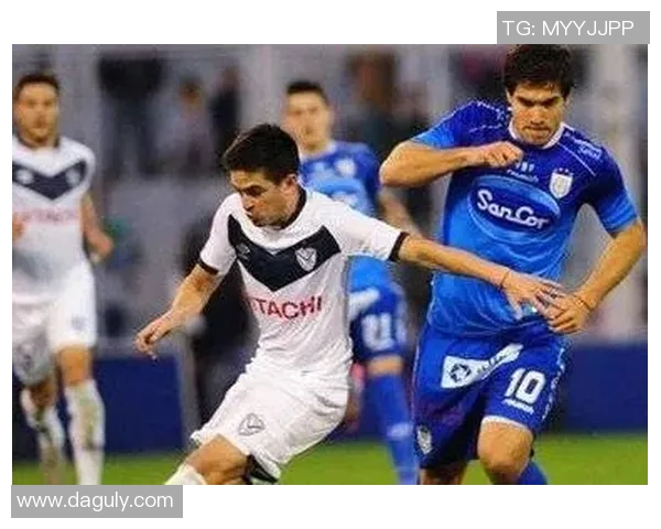 博卡青年与巴拉的激烈对决揭示足球战术与团队精神的完美结合