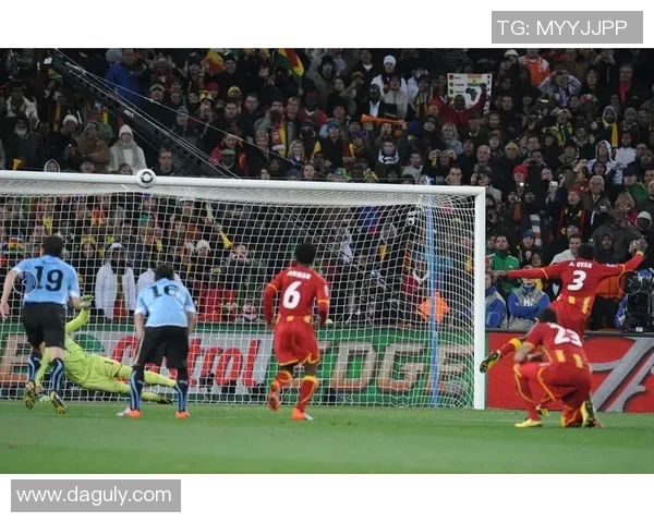 卡塔尔与加纳热身赛精彩对决展现球队实力与战术博弈